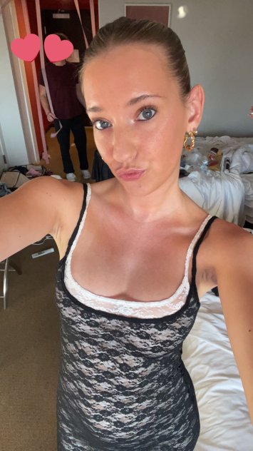 I’m available for hookup ❤️
