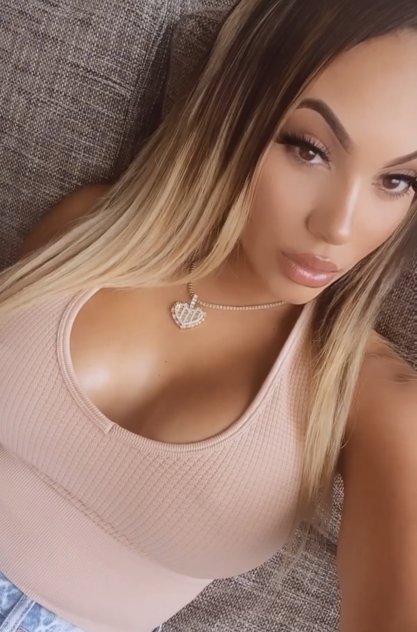 Your pretty exotic upscale treat
