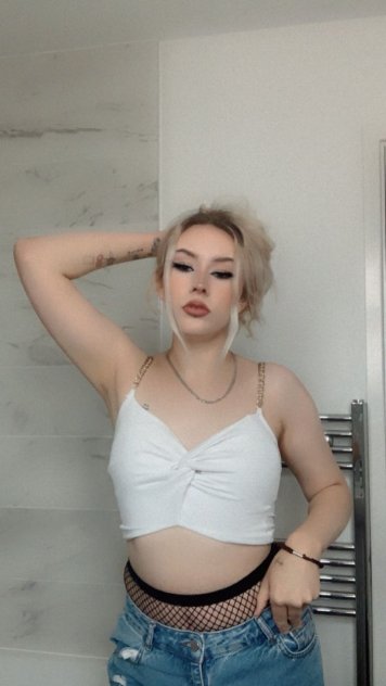 FACETIME FUN AVAILABLE AT CHEAP sexy VIDEOS AVAILABLE HMU❤️
