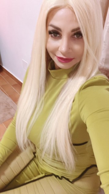 La más perra de toda Miami bomba sexi hago combi completa cantactame
