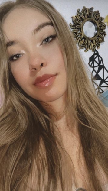 All holes available for hookup and long fun and all style Available
