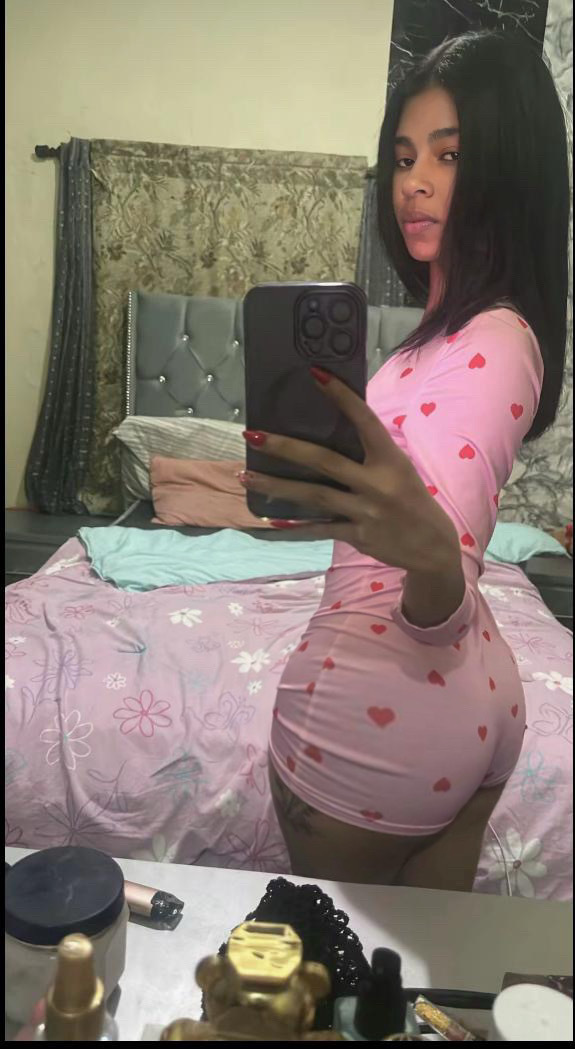 Hola una caliente 🥵
