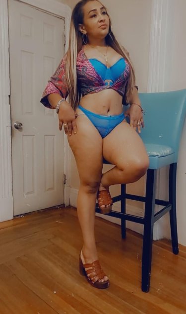 Linda hispanic disponible
