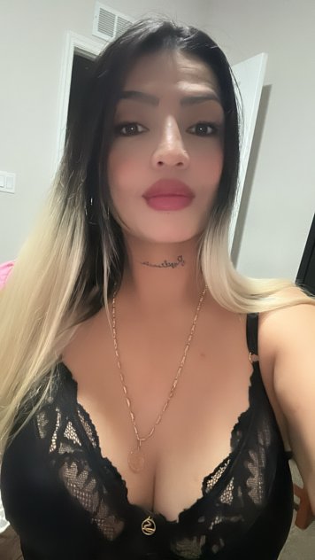 Linda y exótica hispanic I Call
