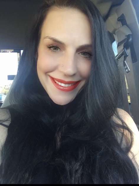 Sweet and affectionate 36 H-I all natural breast
