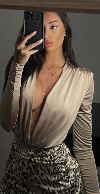 Attractive but Classy
