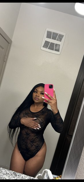 Yasmine’s discreet Fantasy
