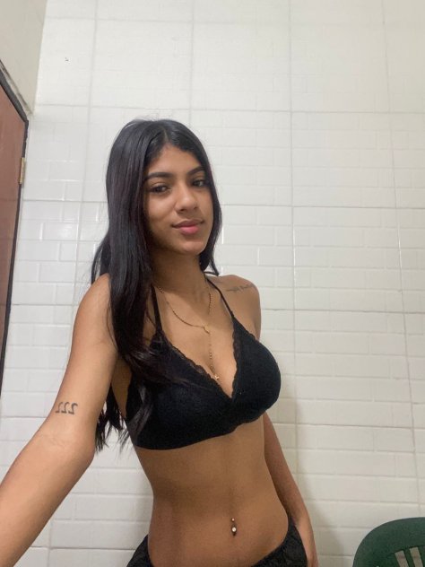 Latina available to please you face to face payment
