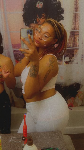 OUT CALLS ONLY SPECIAL HOURS 🥂LETS MEET 🥰
