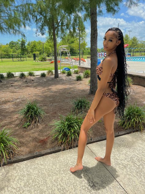 Your Next Obsession 🫵🏽👅💋
