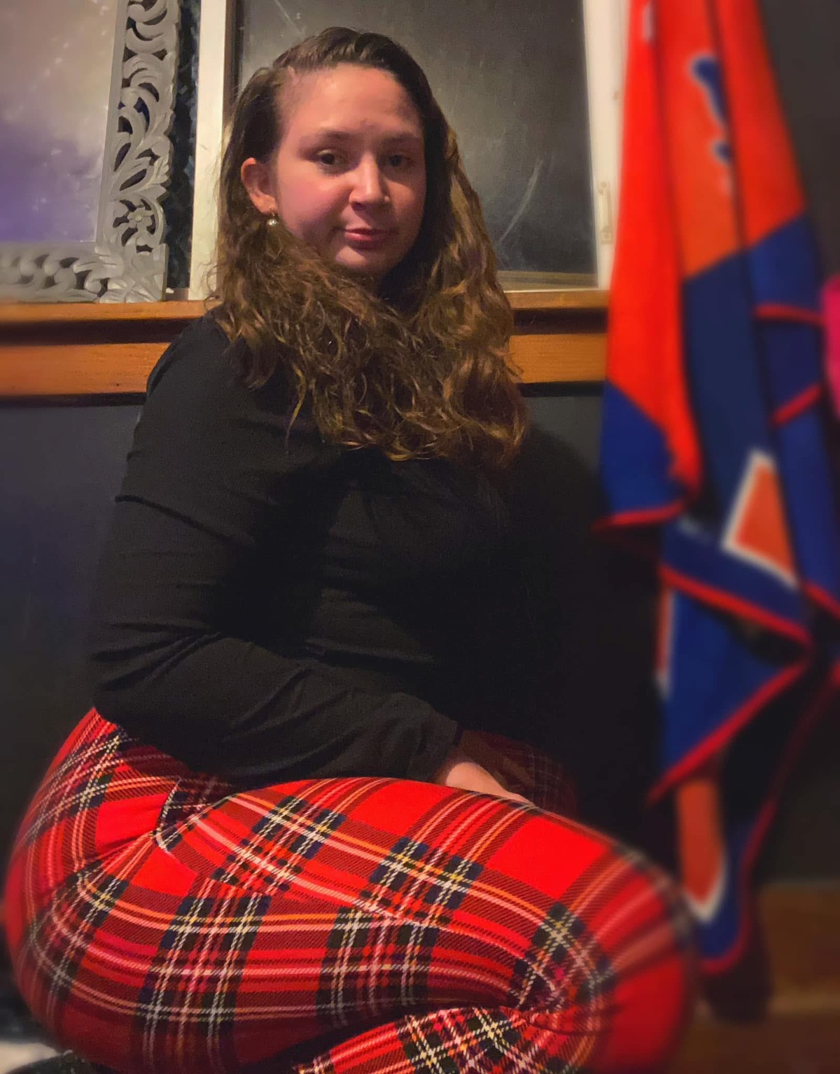 I&rsquo;m Available, Estoy disponible. 24/7
