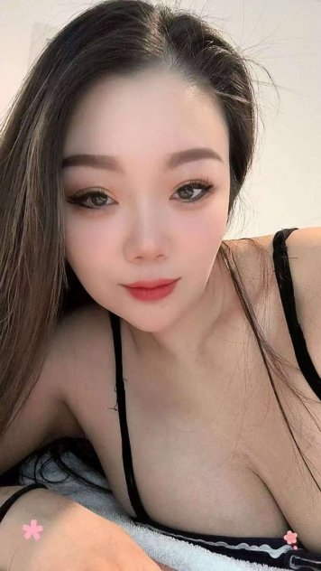 Oriental ladies do it best
