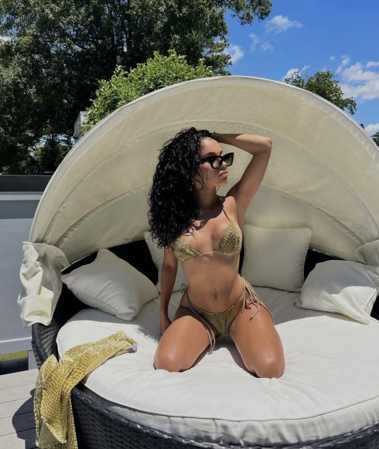 DOMINICAN MIXED thin TREAT 🍬🍧
