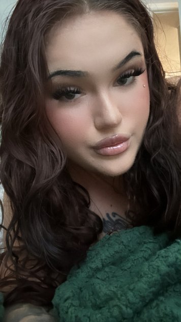 Ur favorite snow bunny
