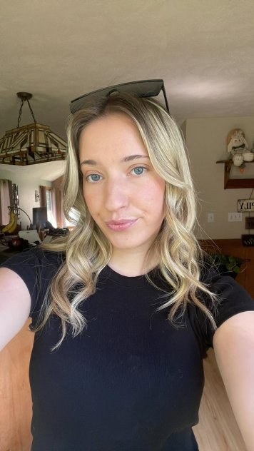 I’m available for both Incall or outcall😘, overnight,kissing😍, hugs
