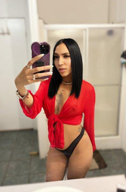 I’m available 24/7 incall/outcall and car sex 🍑💦
