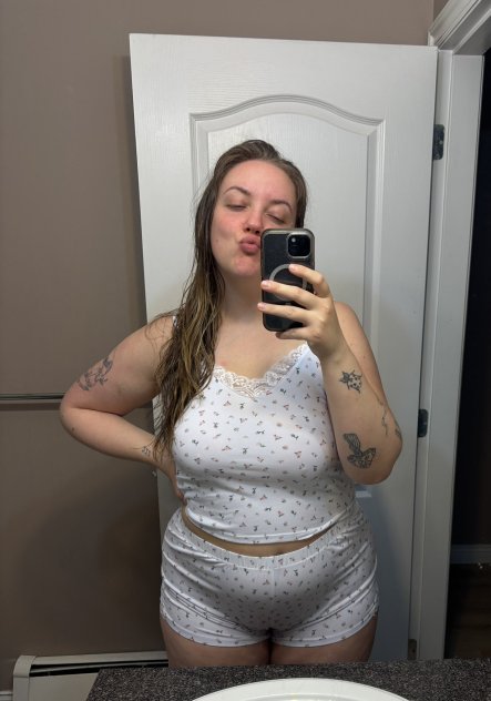 I’m available for incall/outcall service ft wild content💦
