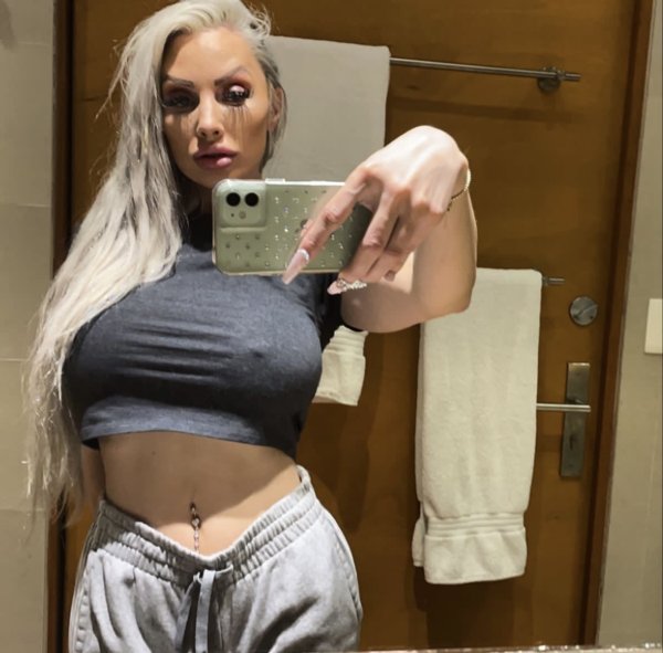 HOT NEW BUSTY thin ATHLETIC blondy BUSTY BOMBSHELL PARTY DTC
