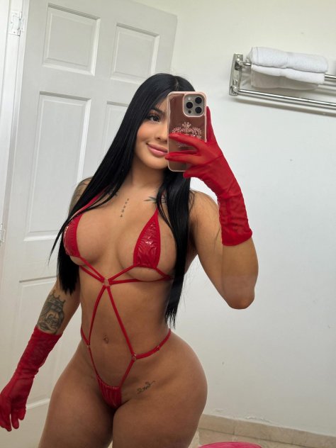 Top skank girl broad
