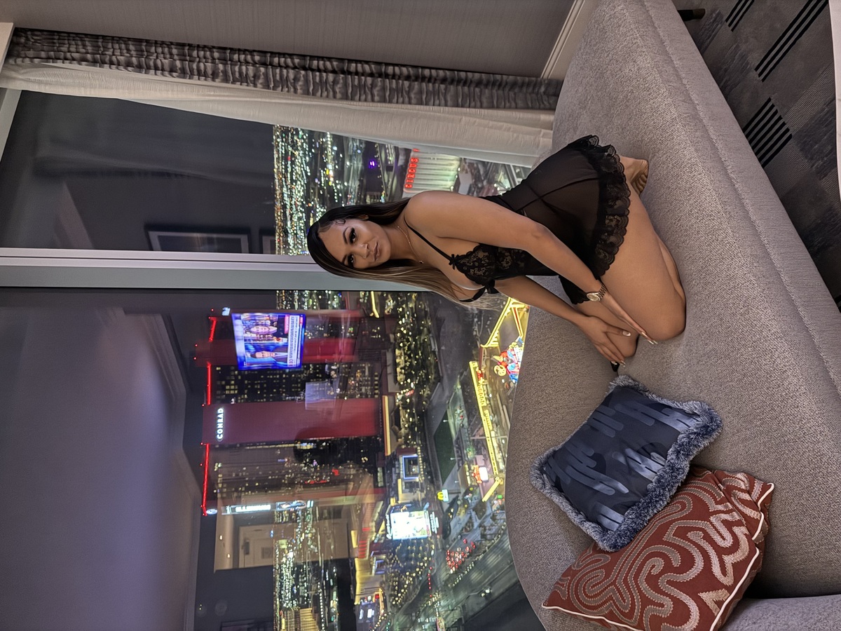 Renee the sweetie of Your Dreams 7026191924
