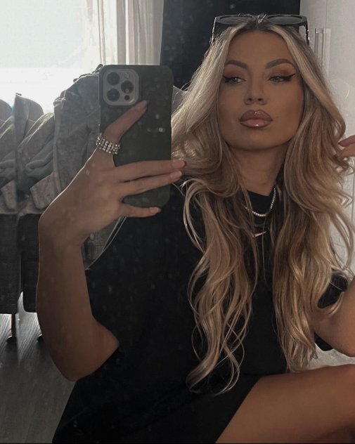 Cute SOCCER MOM LETS PARTY
