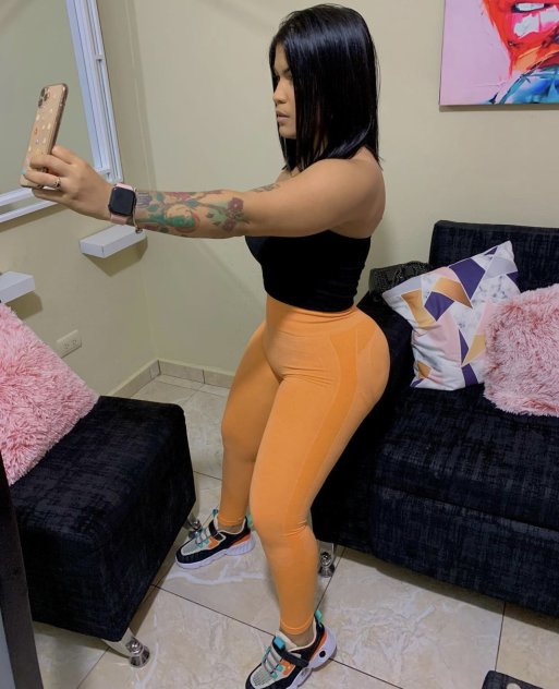 PAY CASH” HI males MY NAME IS Niki I'M 30 contact me 2136946883
