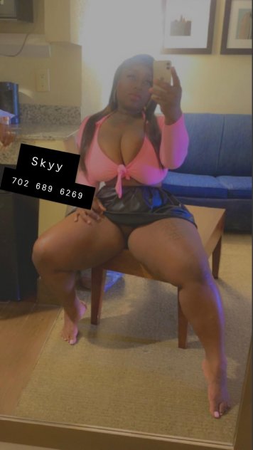 Female escort in Queens (Your Curvy BBW SEXYY monstrous girl girl woman big behind Goddess
) #5