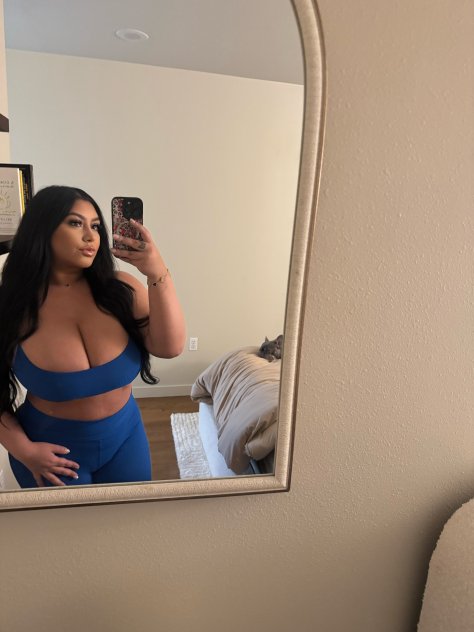 EXOTIC FILIPINA AND ARMENIAN BOMBSHELL 🍑
