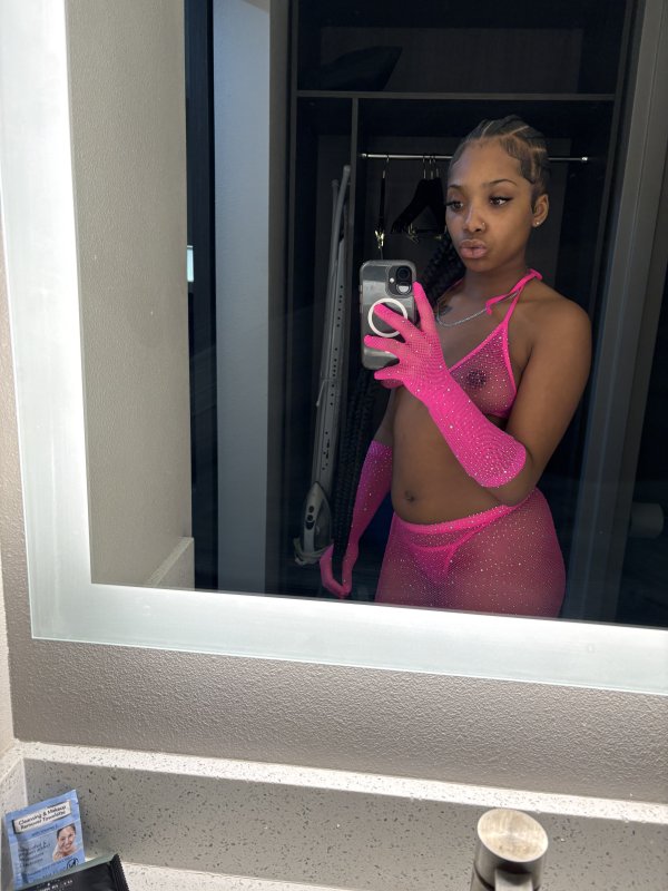 Gigantic thing come in small package
