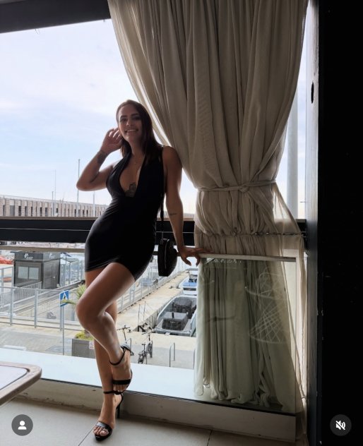 First time in NYC, lovely and unforgettable broad
