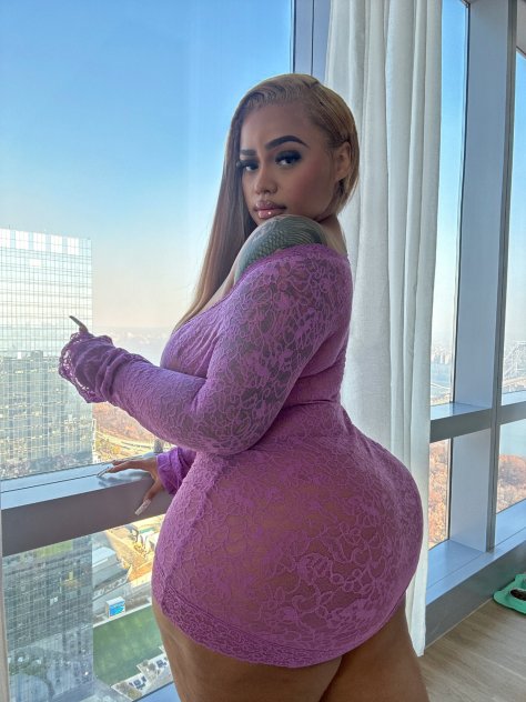 BBW Pornstar Suzy Marie
