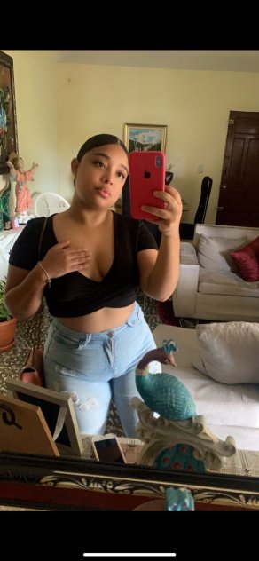 Hi am Charley, new in city and looking for fun.
