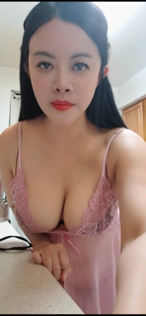A stunning chinese lady GF girl

