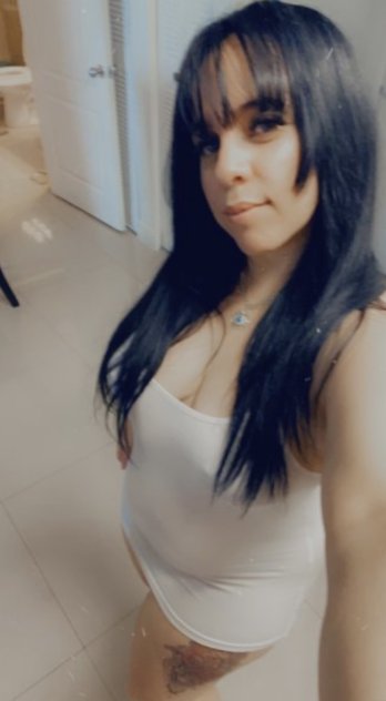 Female escort in Tampa (Latina caliente
) #1