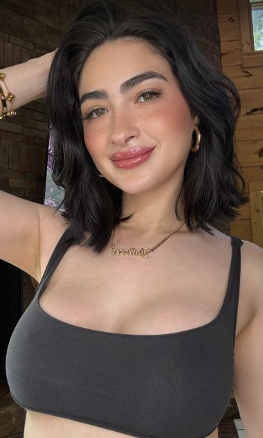 I&rsquo;m available for hook up and body massage both incall and outcall 💦
