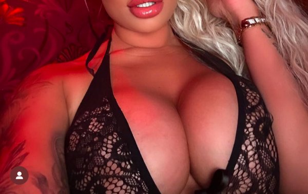 Full Gfe/regular service available too
