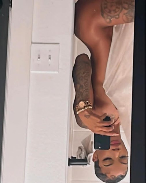 You can be my valentines everyday ❤️❤️🪶🌸🌸
