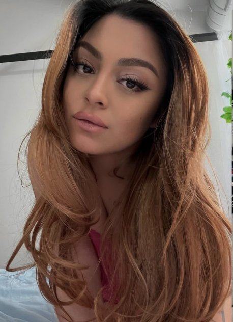 All skanks available for hookups and long fun
