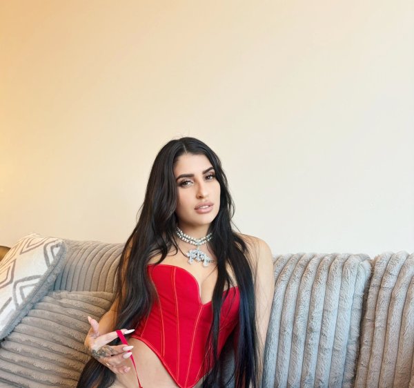 Sexy Cuban chick gf girl
