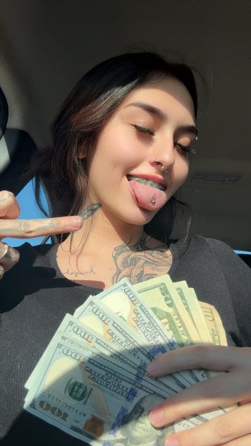 💧🌹I&rsquo;m available for hookup both Incall and outcall service 🍑🍆
