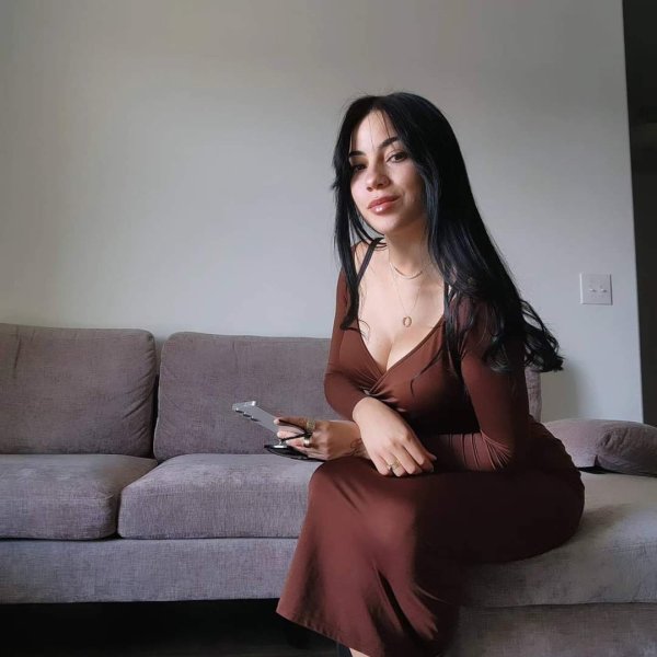 Female escort in Austin (Hola amor chica nueva para ti caliente y divertida
) #4