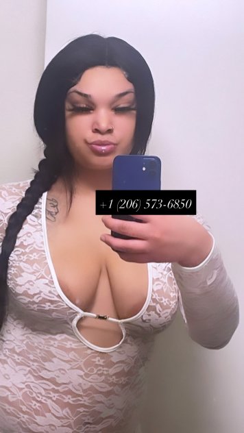 BACK IN TOWN 💘 monstrous butt Dominican girl 💦🍭 Available NOW!
