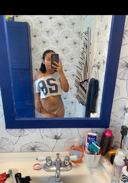 I'm available, I do FaceTime show and sell content
