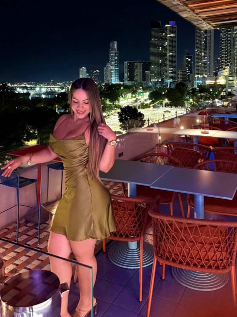 Chica nueva en la ciudad charming y divertida
