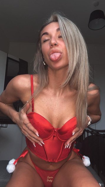 I&rsquo;m available , treat me with love 💕 ☺️
