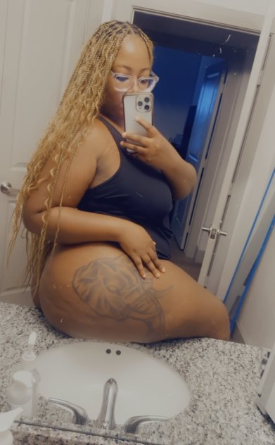 Meaty Curvy gigantic behind Massage therapist
