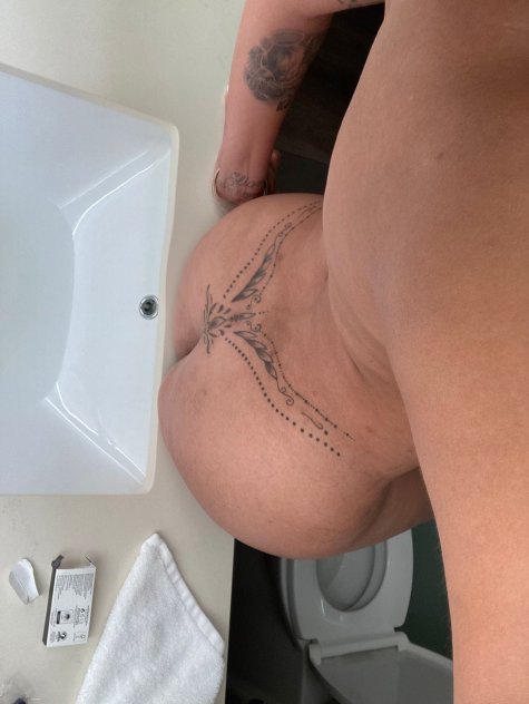 Hola chicas soy Violetta dulce y simp&aacute;tica , primera vez en Jacksonv
