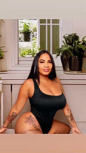 Sweet and charming Latin chick girlfriend woman
