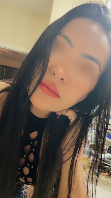 Curvas confiantes, fogo maduro!
