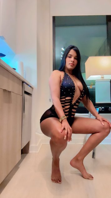 Female escort in Manhattan (Caliente latina
) #1